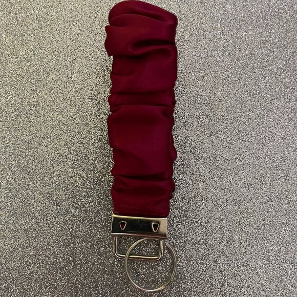 Accessories - NWOT Handmade Fabric Scrunchie Key Chain/Key Fob
